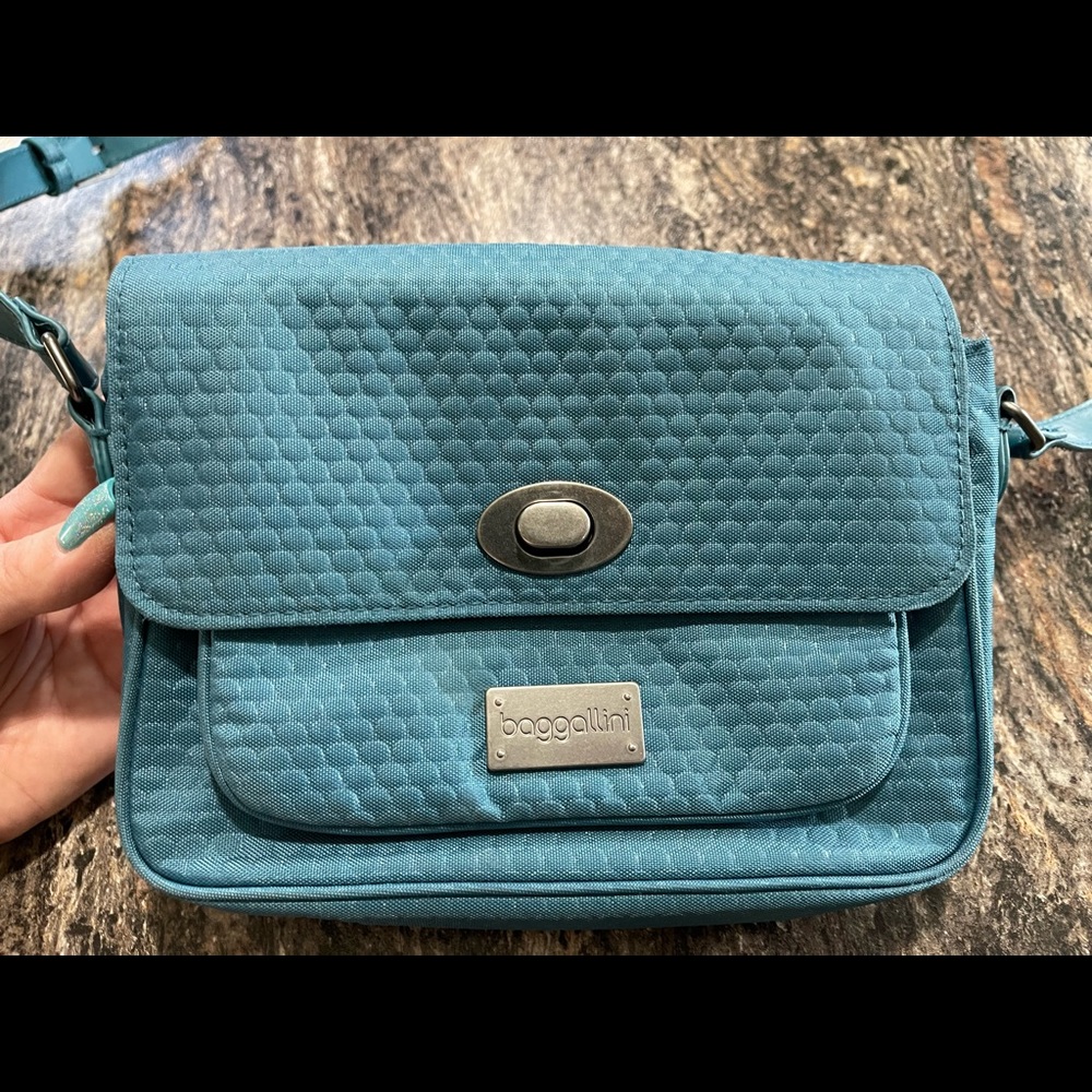 Baggalini Blue Crossbody Purse